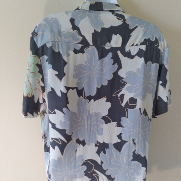 TOPMAN FLORAL SHORT SLEEVE BUTTON UP CAMP SHIRT - Picture 2 of 8
